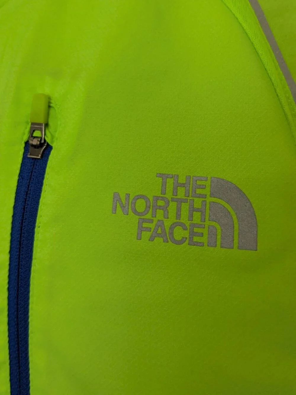 The North Face Flight Series Women's Jacket Size L Green